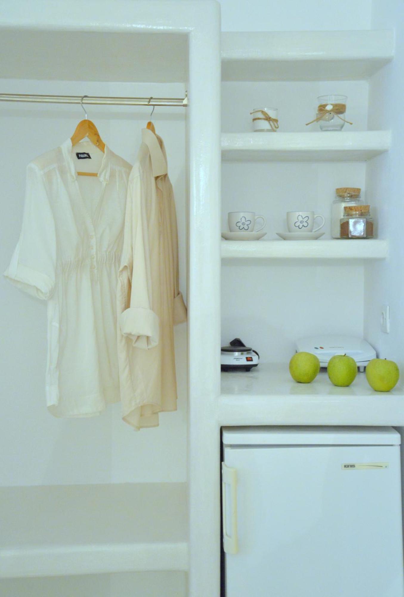 Niki Rooms Adamantas  Стая снимка