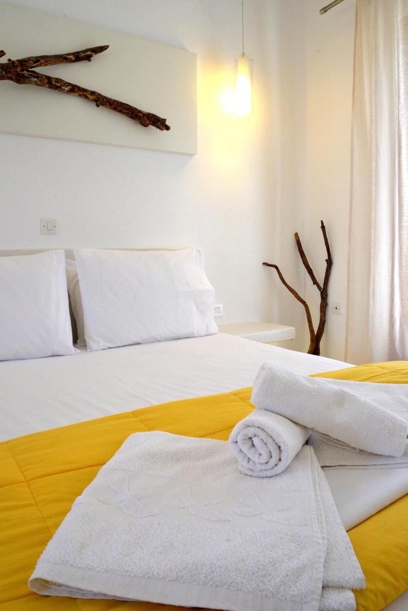 Niki Rooms Adamantas  Екстериор снимка